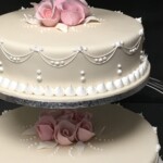 Ivory sugarpaste with pale pink roses